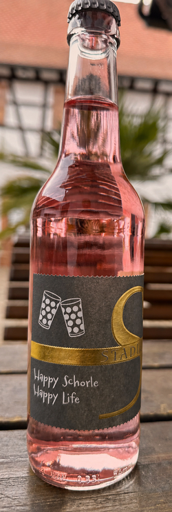 ROS&Egrave;-Wein-Schorle  - HaPpY LiFe HaPpY ScHoRLe-
